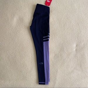 WOMEN'S THE NORTH FACE FLASHDRY LEGGINGS